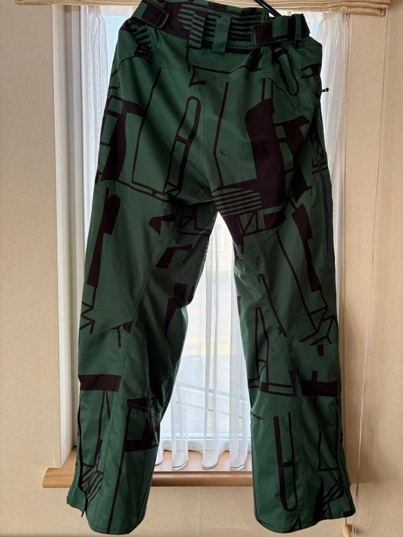 よ*ん様 ミズノ　スキーウェア上下セット　Lサイズ　早い者勝ち‼️ 即購入OK