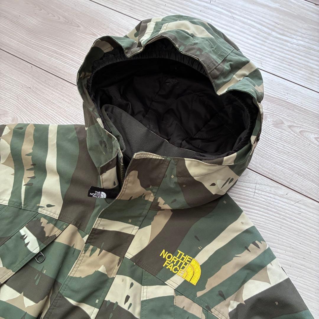 THE NORTH FACE 迷彩 スキーウェア 120 ノースフェイス　防寒着