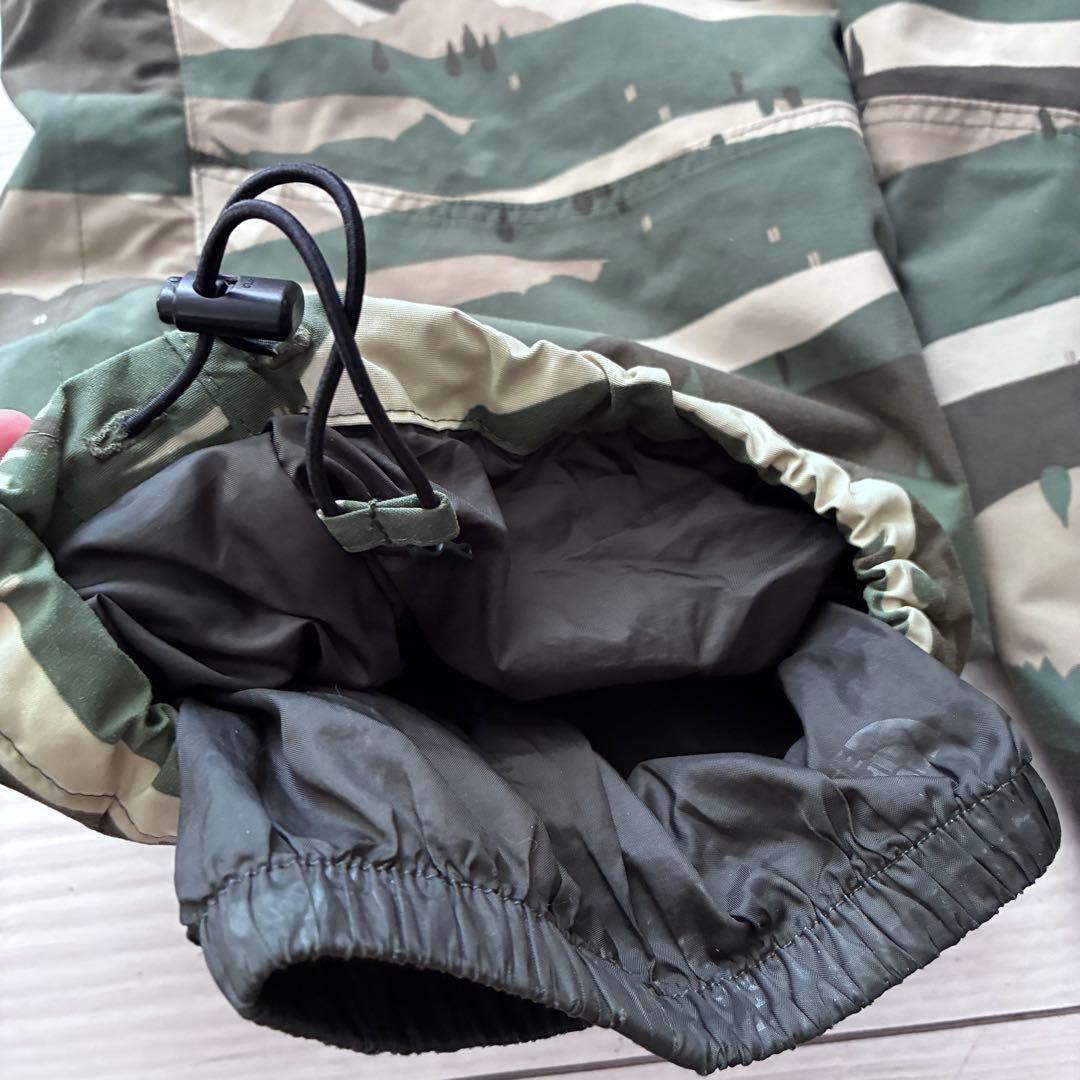 THE NORTH FACE 迷彩 スキーウェア 120 ノースフェイス　防寒着