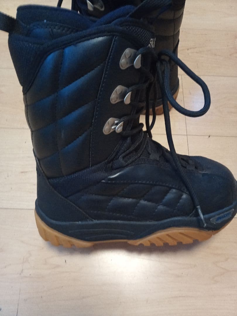 スノーボードブーツ　レディース　24〜24.5センチ