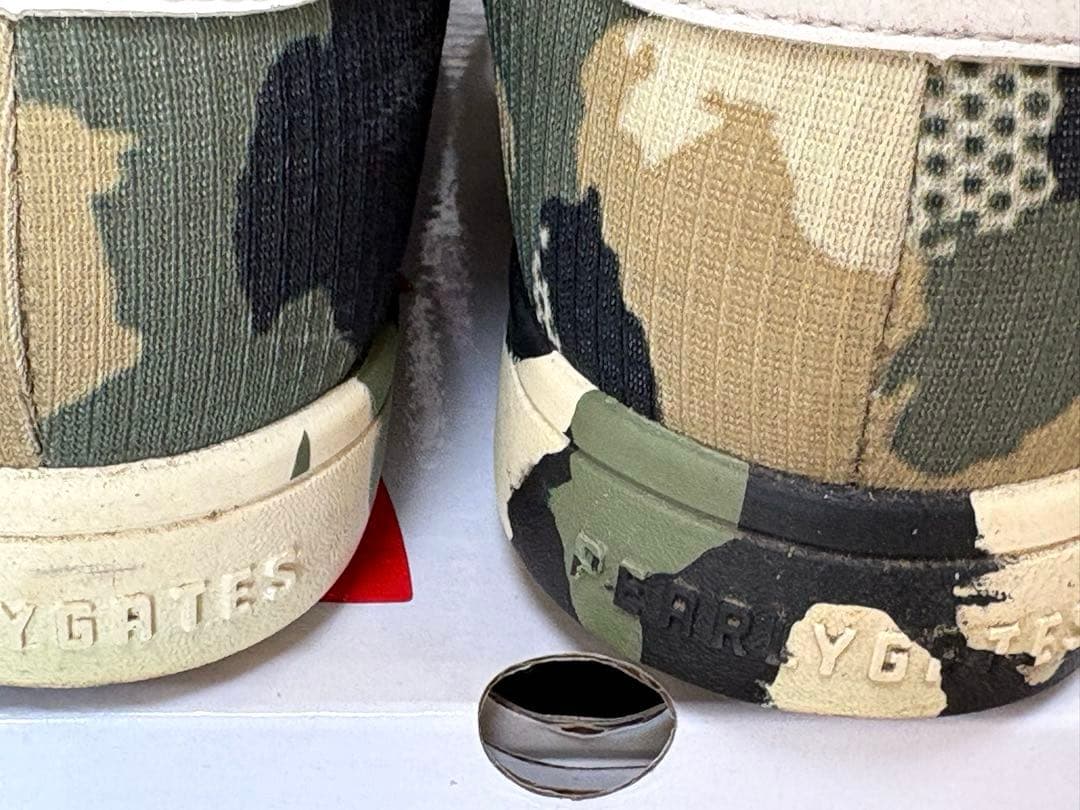 【美品】派手そうで質素パーリーゲイツゴルフシューズ 24 ロゴ 迷彩 レディース