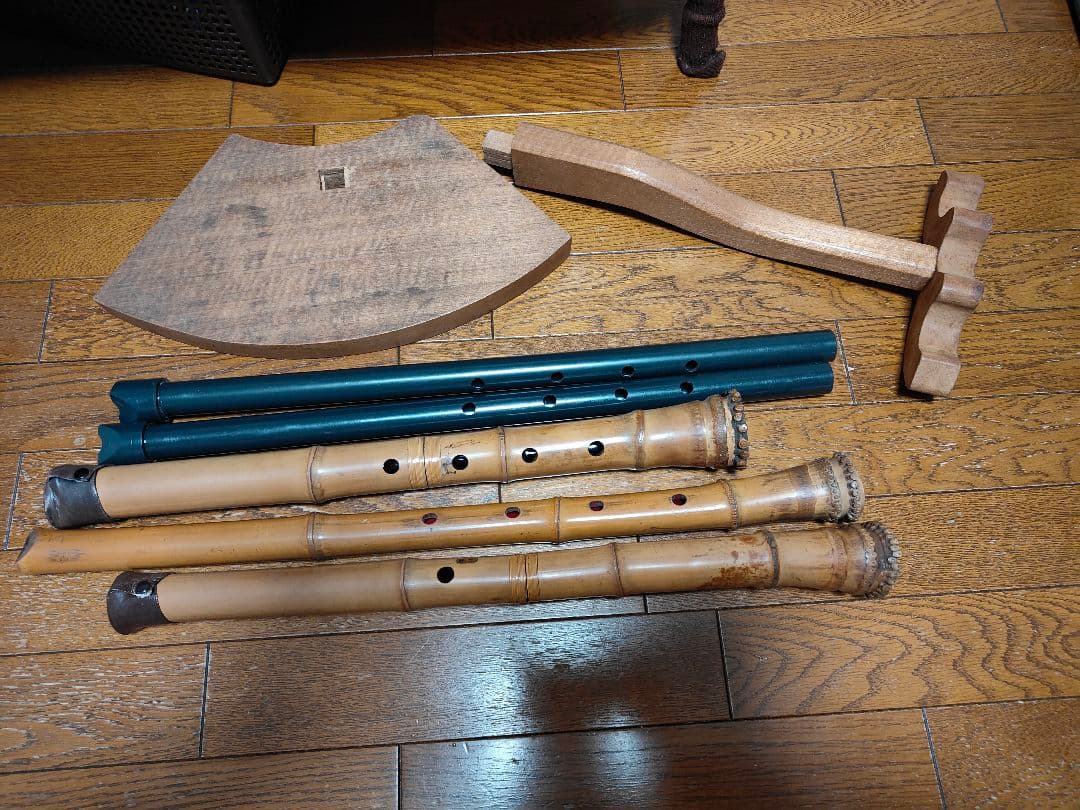 和 尺八 竹製 銘有 楽器 縦笛 木製台座 オブジェ 虚無僧