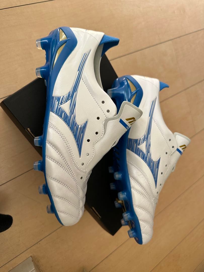【新品】　サッカー　スパイク　モレリア4 26.0cm ホワイト　ブルー　ミズノ