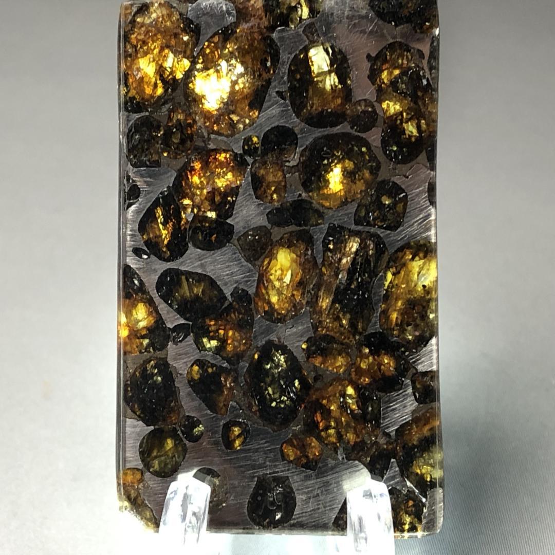 5*☆様 パラサイト隕石 隕石　石鉄隕石　セリコ隕石 美品　重さ約9ｇ　ケース付