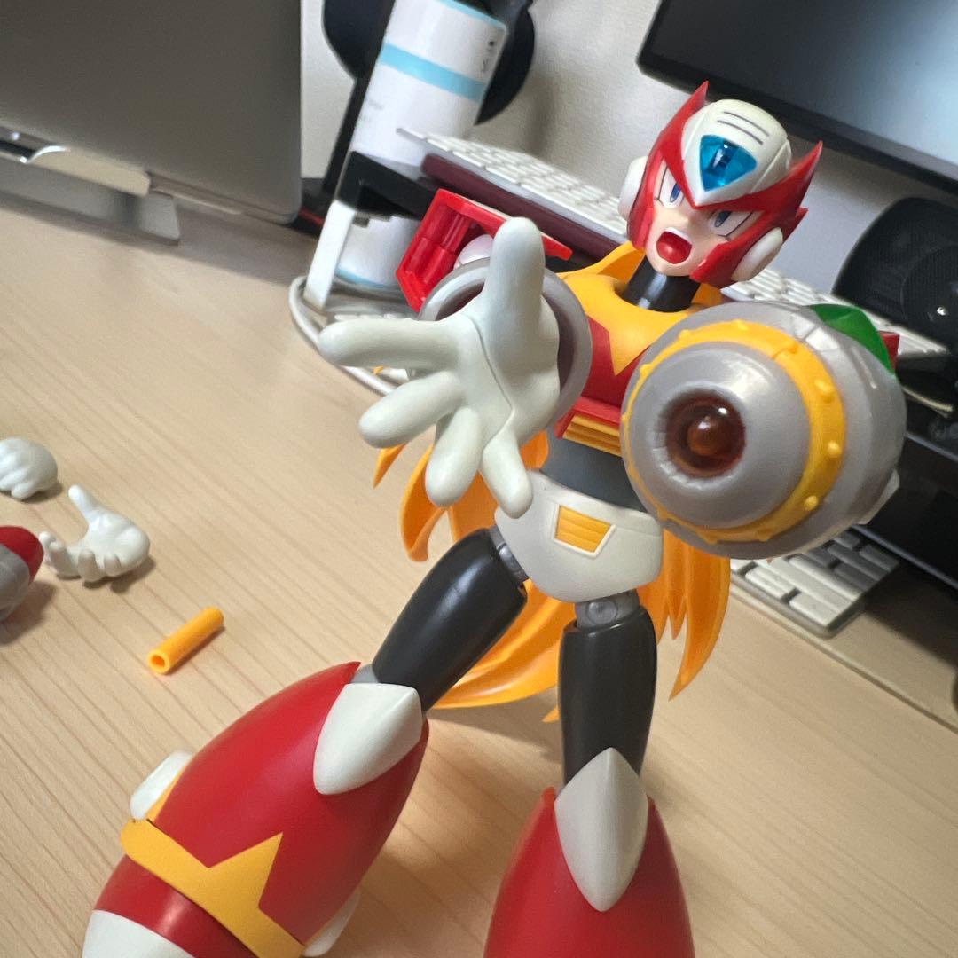 【組立済】コトブキヤ ロックマンX ゼロ プラモデル フィギュア　壽屋