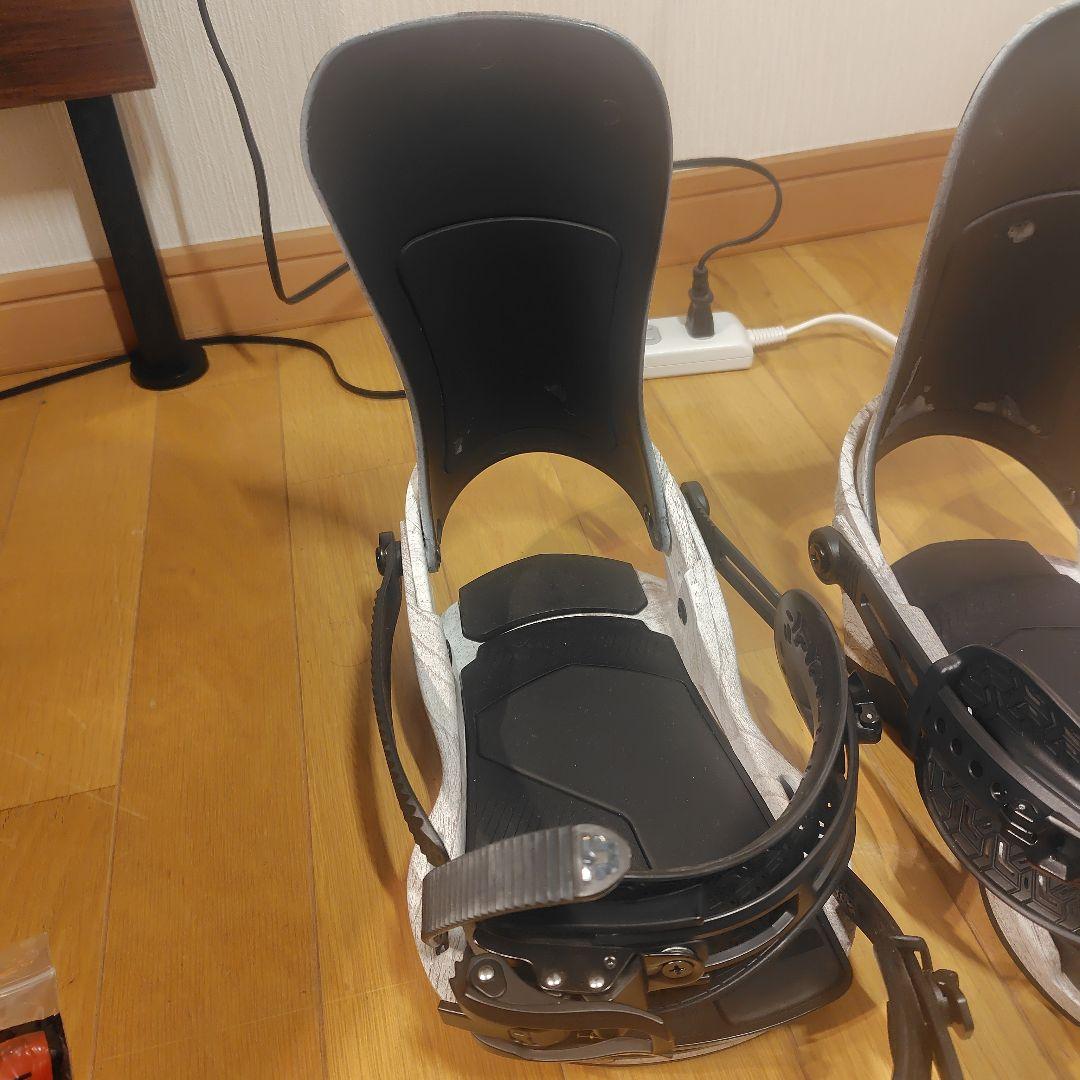 UNION ATLAS スノーボードビンディング ホワイトウッド　S