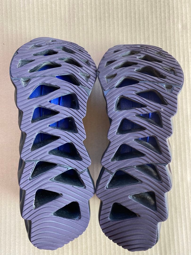 adidas SWITCH FWD ランニングシューズ ブラック/シルバー