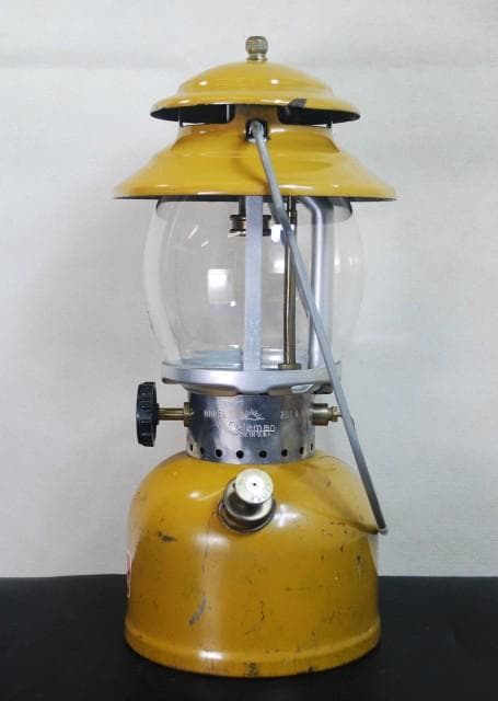 COLEMAN 200A GOLD BOND LANTERN　72807209