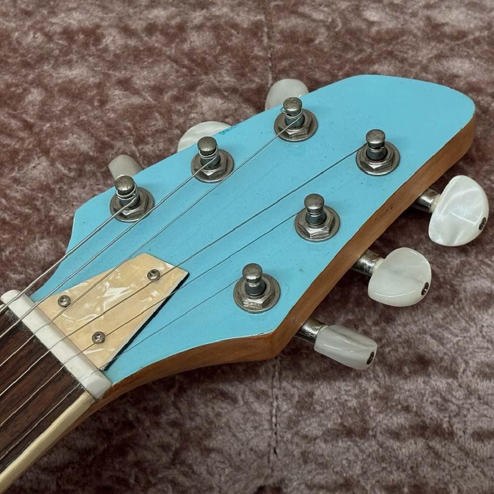 VINTAGE エレキギター ミントブルー系 弾きやすいギターです♪