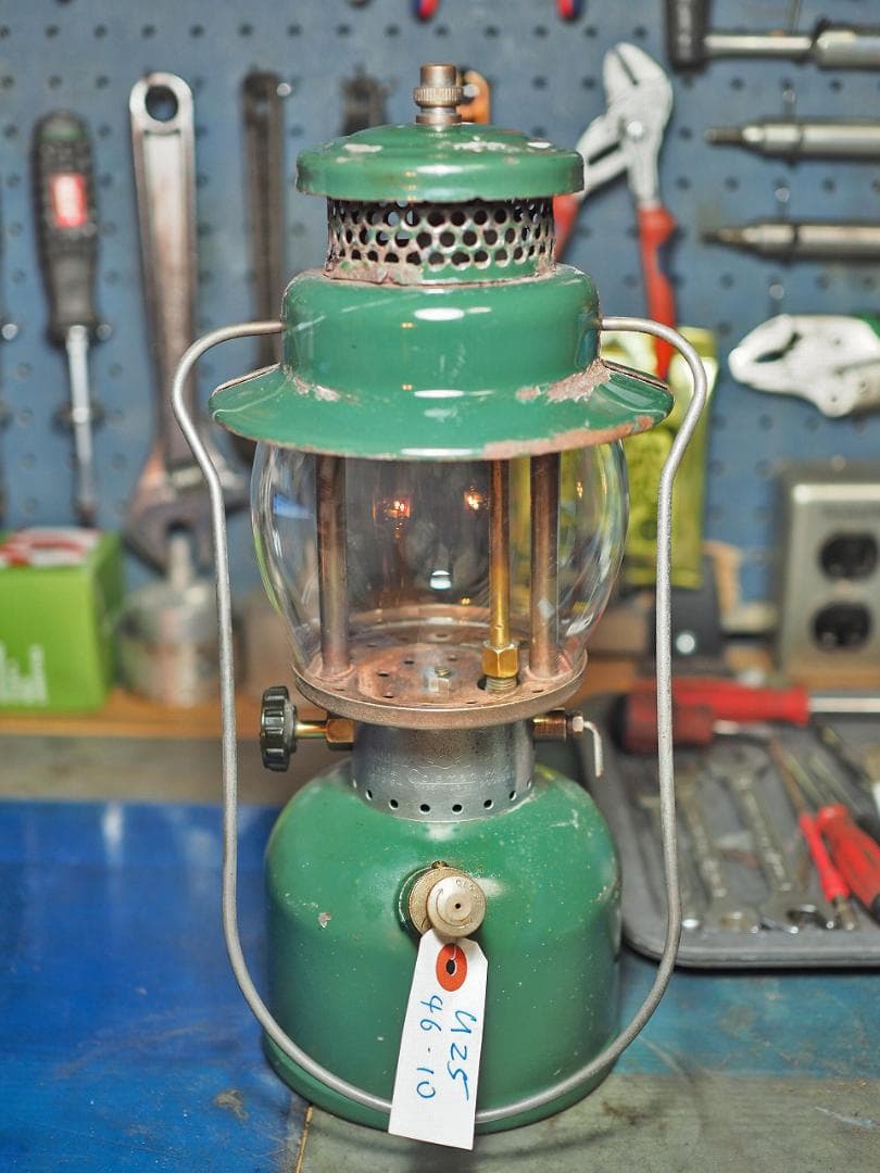 燃焼絶好調1946年10月製　コールマン242C ( 200A の前身) u25