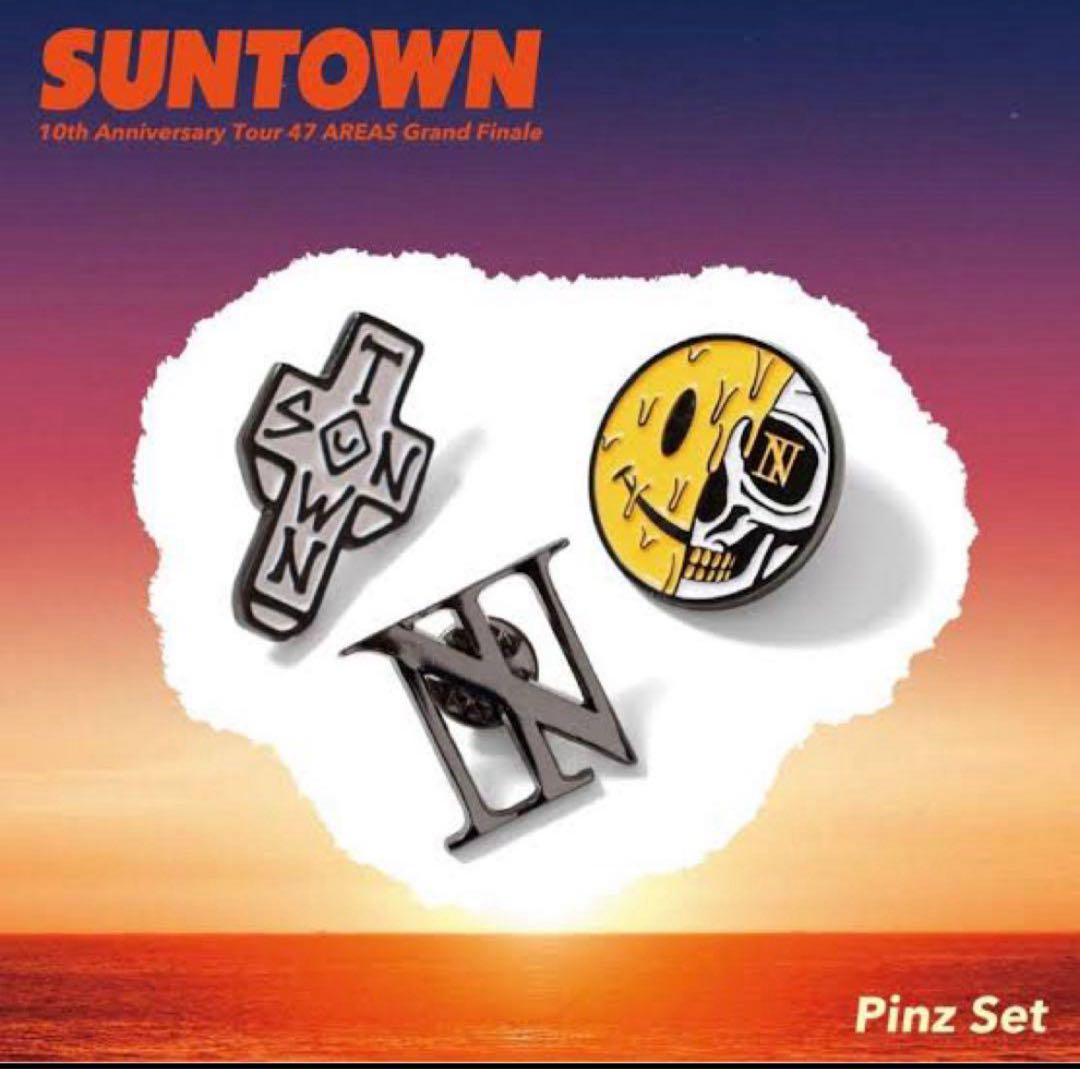 The BONEZ tシャツ ピンバッジ　ステッカー