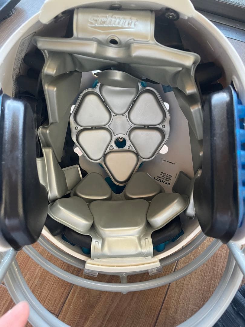 Schutt AirXP Mサイズアメリカンフットボール ヘルメット ホワイト