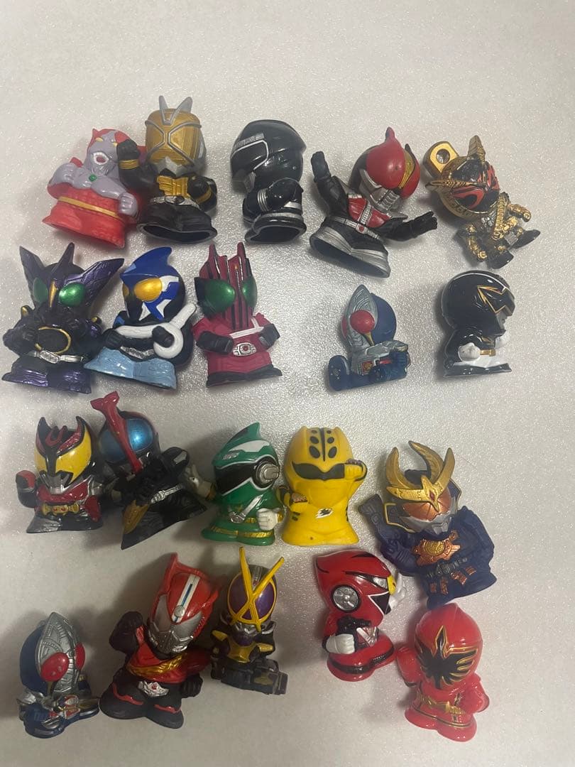 仮面ライダーなど165体