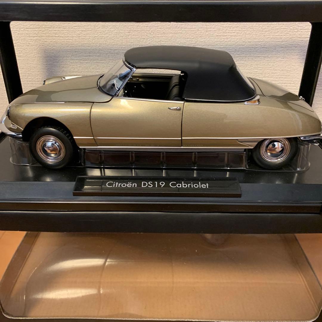 ミニカー norev Citroen DS19 Cabriolet 1/18