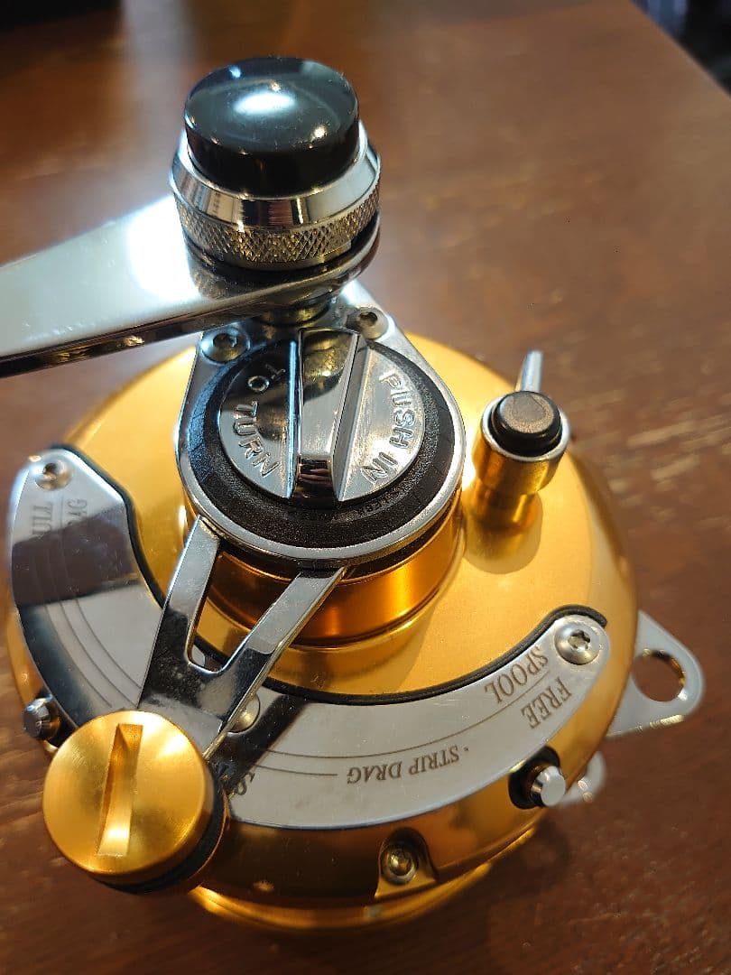 PENN International V 50VSX 両軸リール未使用品