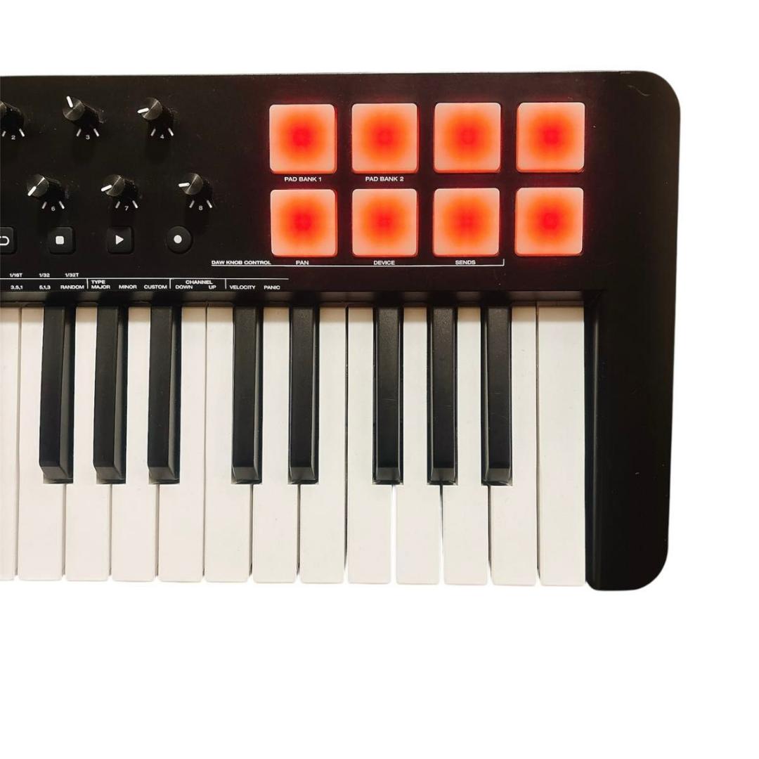 【美品】M-AUDIO OXYGEN49 MIDIキーボード　送料無料　匿名配送