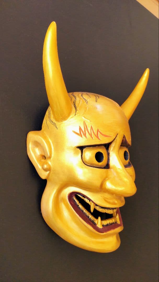 金色の般若 能面