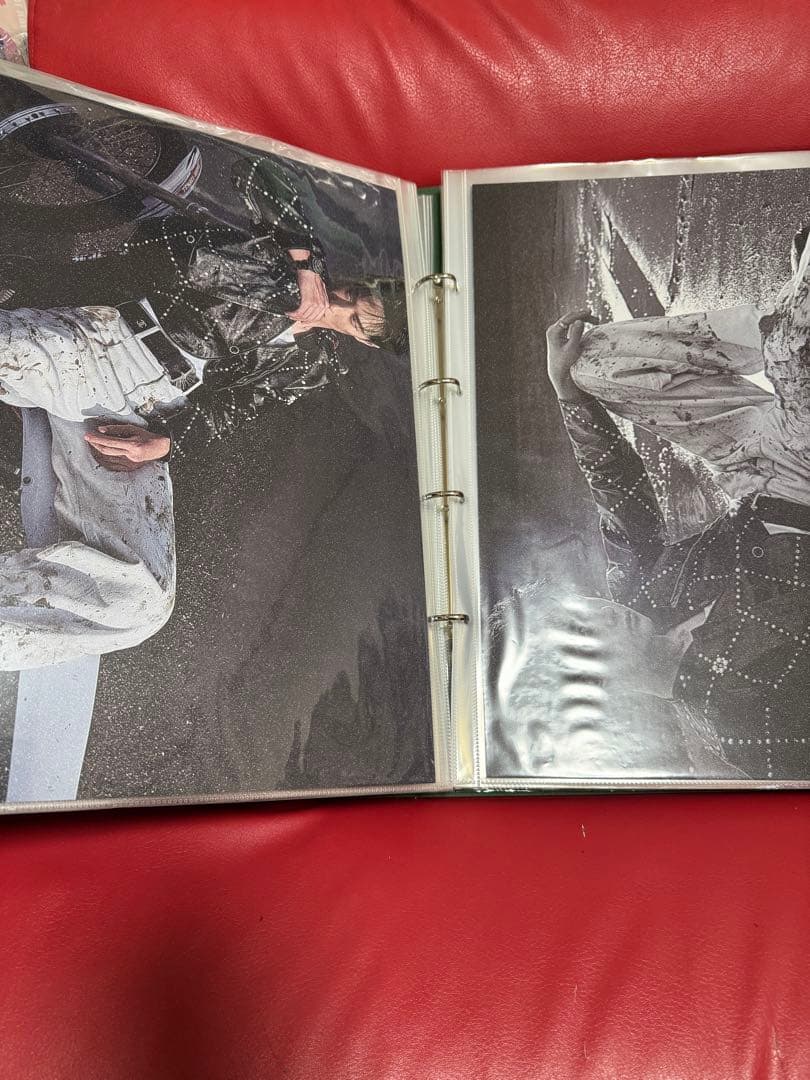 王一博ポスターカード　50枚　レア収納冊付き