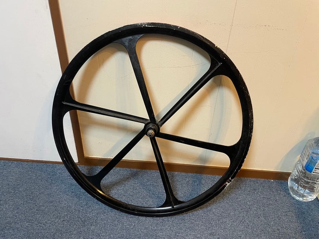 エアロホイール　ピスト　700c