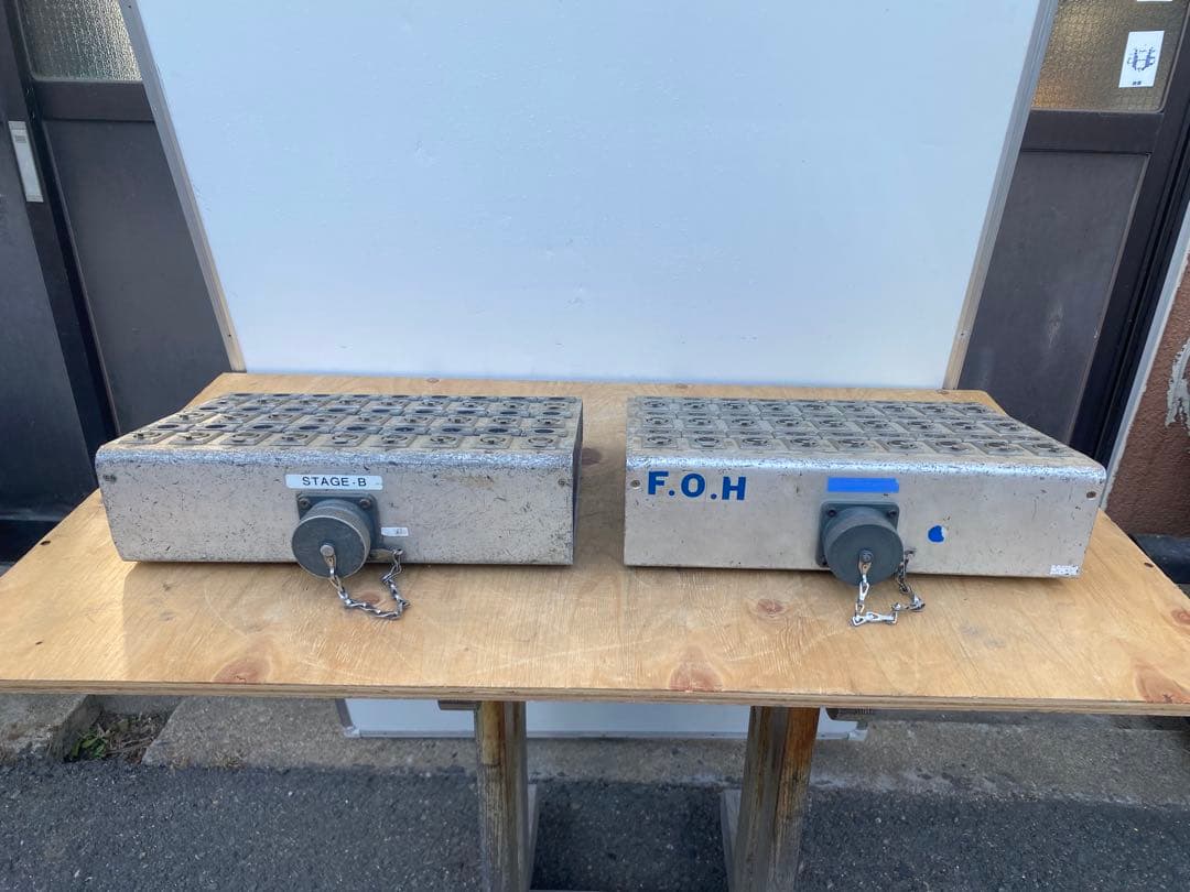 メーカー不明　コネクターパネル　2台セット　ジャンク品　中古品