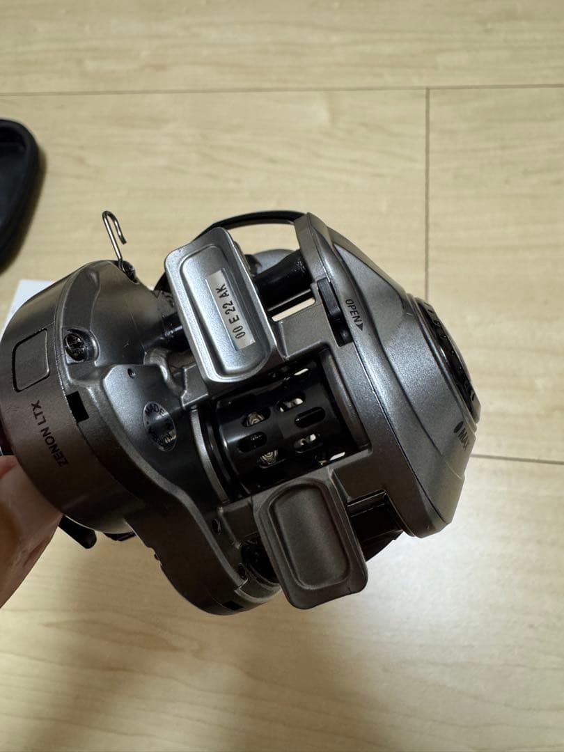 [マメゾウ]ZENON LTX 右ハンドル ゼノン アブガルシア