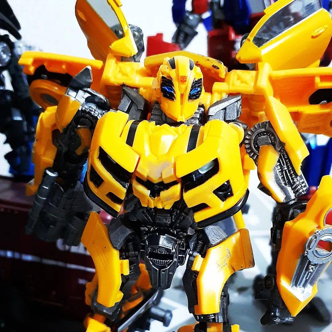 トランスフォーマー　スタジオシリーズ　７体セット