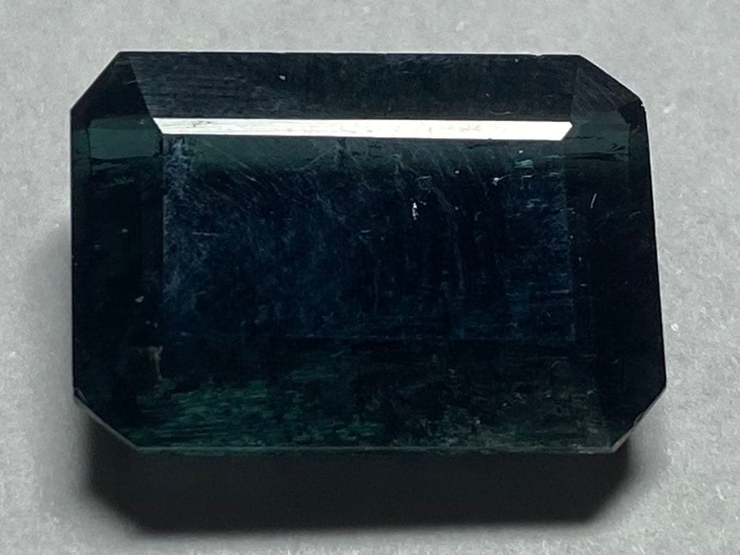 トルマリン　ルース　裸石　11.5ct