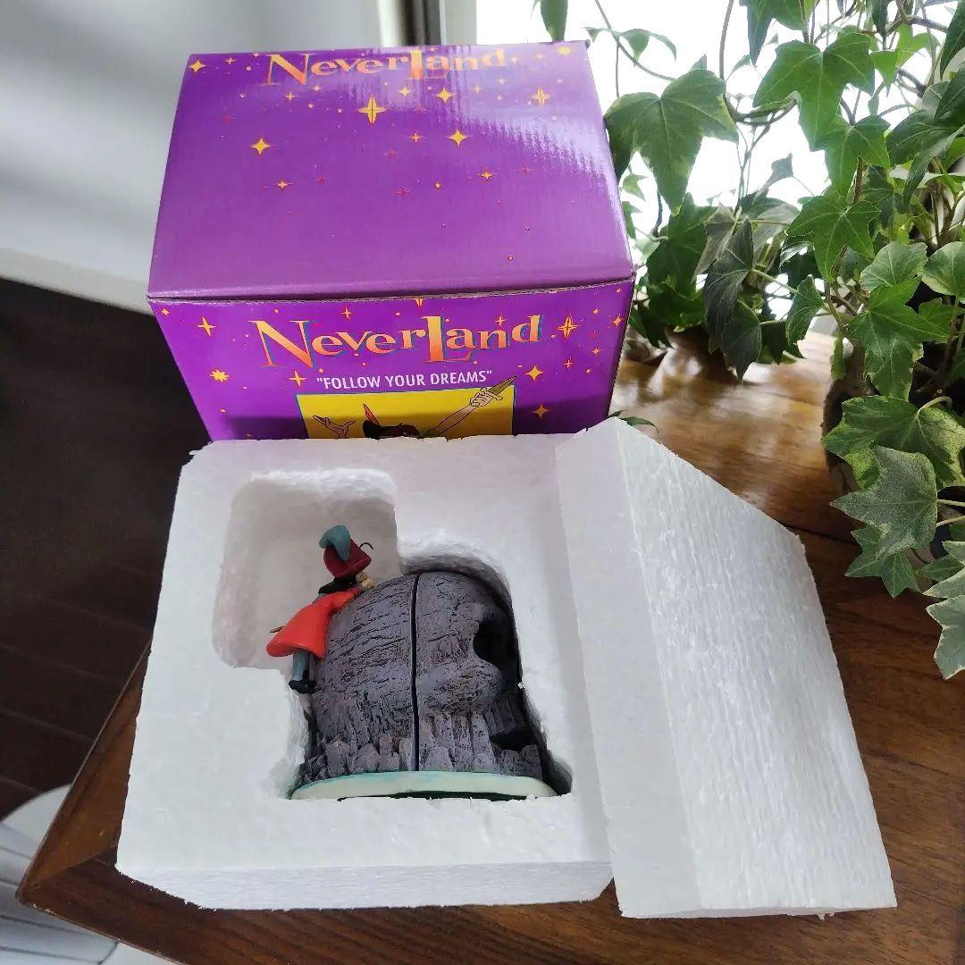 極美品！ディズニー NEVERLAND ピーターパンとフック船長　ドクロ置物