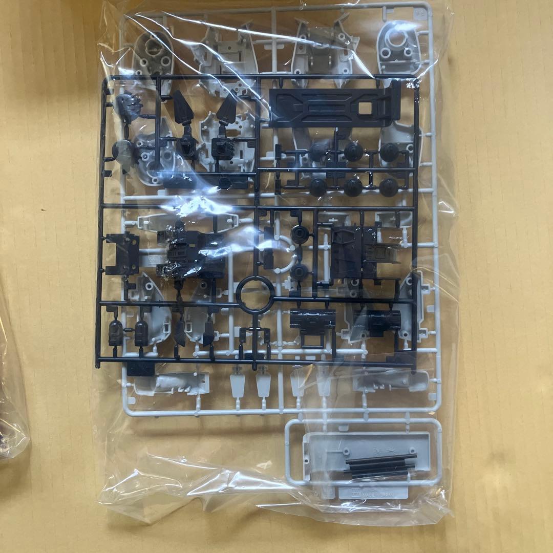 ぽ*こ様 MG MS-06R-1A ザク黒い三連星1/100 BANDAI