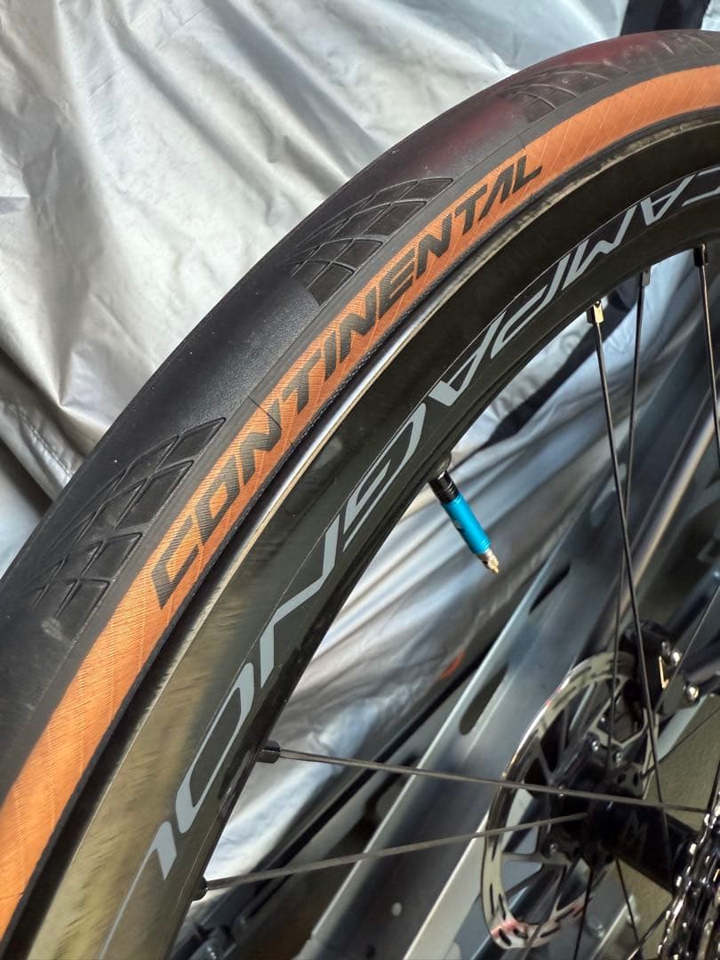 国家試験合格者 Mariさん用:GP5000 700x28c 2本