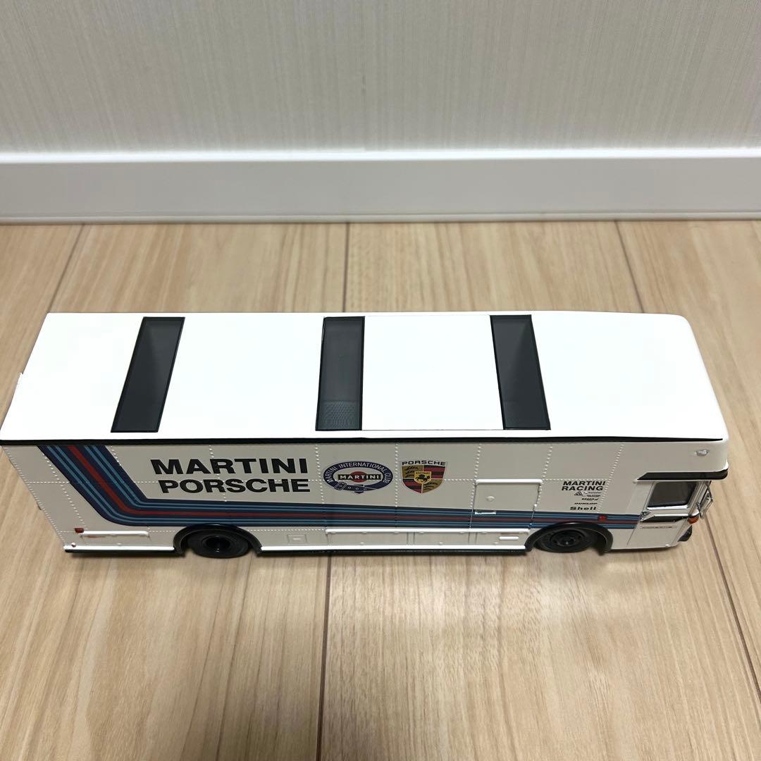 プレミアムクラシックス 1/43 マルティーニ ポルシェ トランスポーター