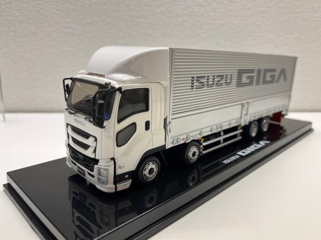 1/43 いすゞ ギガ