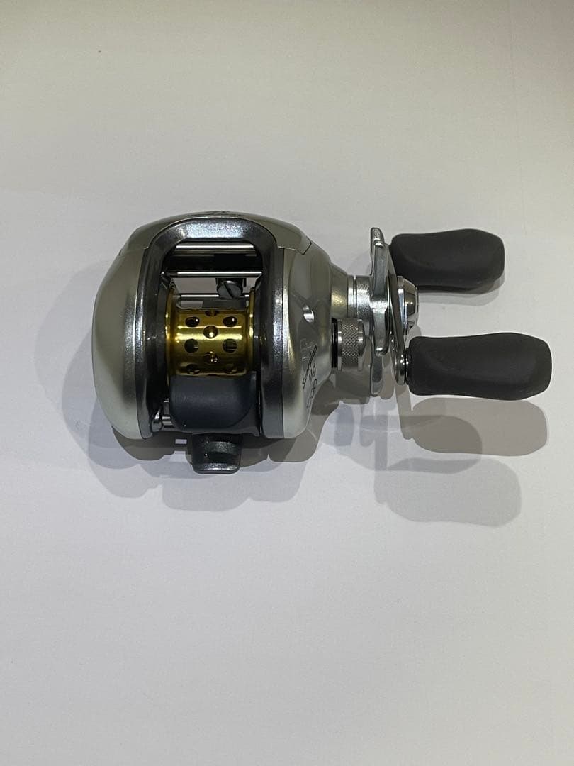 シマノ　SHIMANO Scorpion Mg1000 ベイトリール
