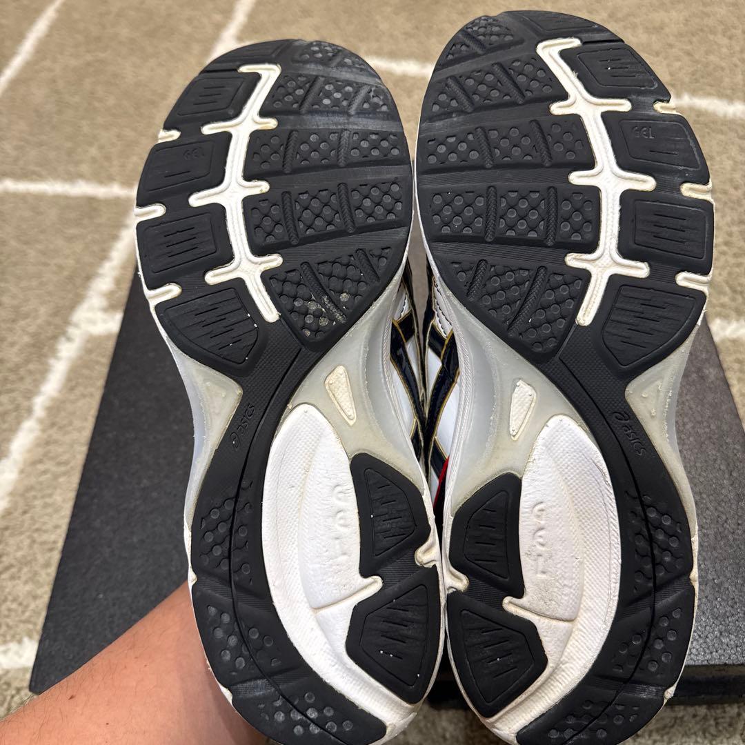 アシックス ゴールドステージトレーニングシューズ ホワイト/ネイビー/レッド