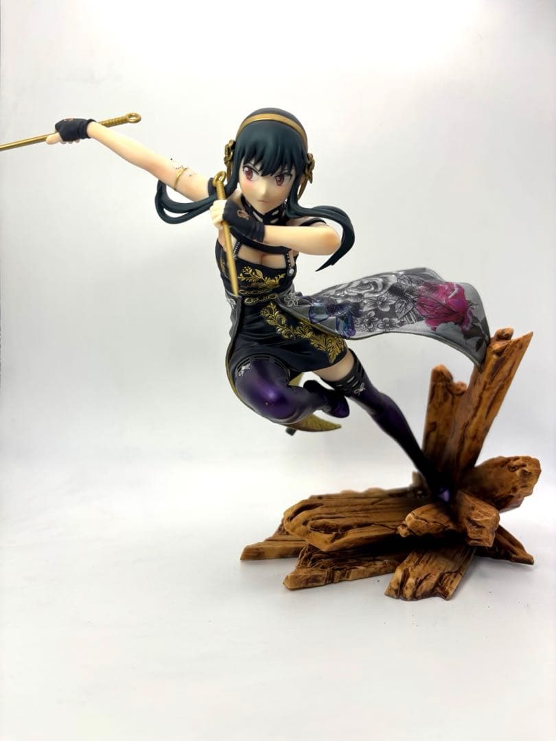 スパイファミリー　ヨルフォージャー　フィギュアリペイント