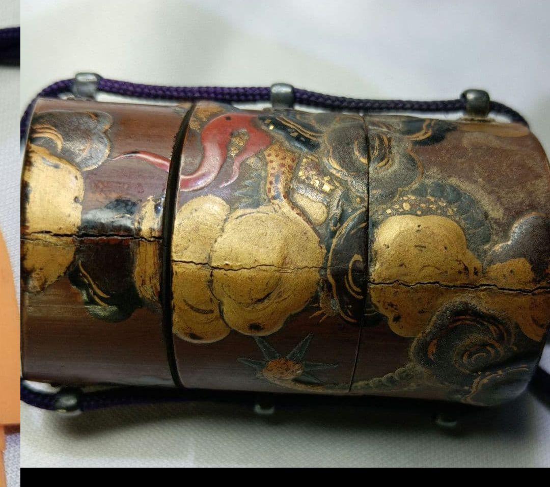 江戸時代 印籠 「雲龍図」 「鶴に松図」高肉彫 金工 鏡蓋 饅頭 根付 付属