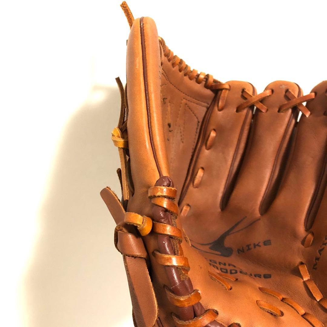 美品【希少★松阪大輔モデル】ナイキ 軟式 投手 グローブ ピッチャー グラブ