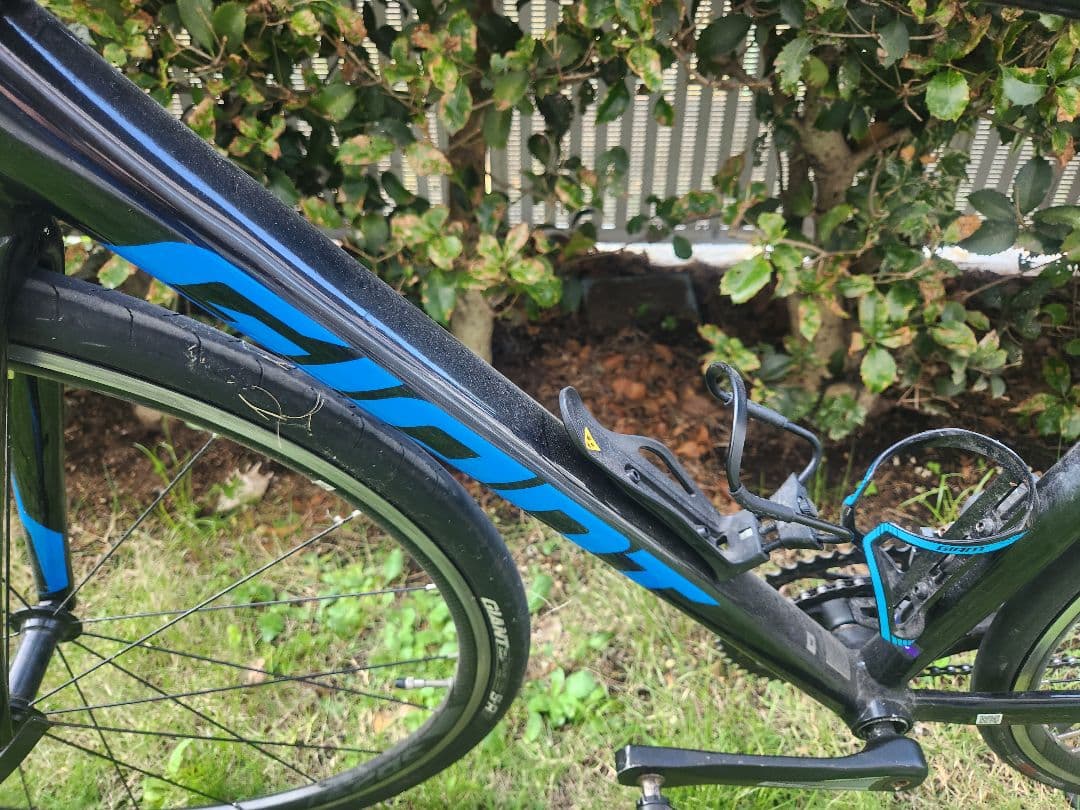 ジャイアントのロードバイク サイズM、中古