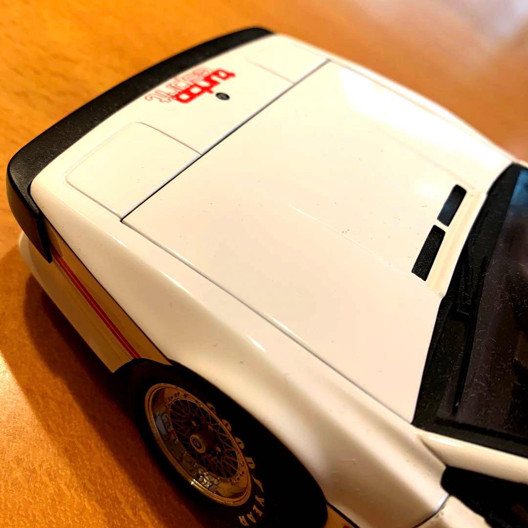オートアート1/18 LOTUS esprit turbo ※少々難あり