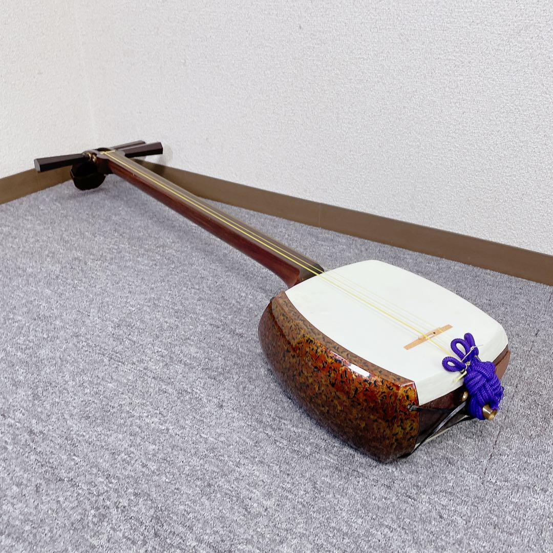 津軽三味線 紅木 丸打胴 東さわり 二本溝 和楽器 三味線