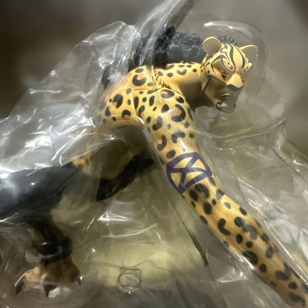 お値下げしました　ロブルッチ　POP MAS フィギュア