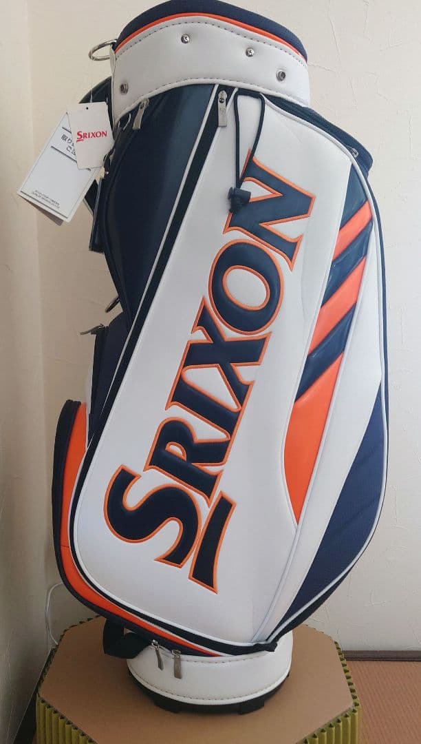 女子プロ6人サイン入り　ゴルフバック　 SRIXON