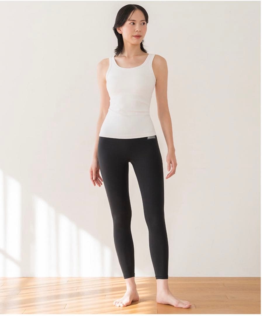 SUKALA★プレミアムフィットスリーブドネックタンク★サイズM★ヨガ★新品