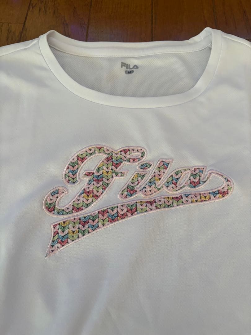 FILA ホワイトTシャツとマルチカラースカートセット M