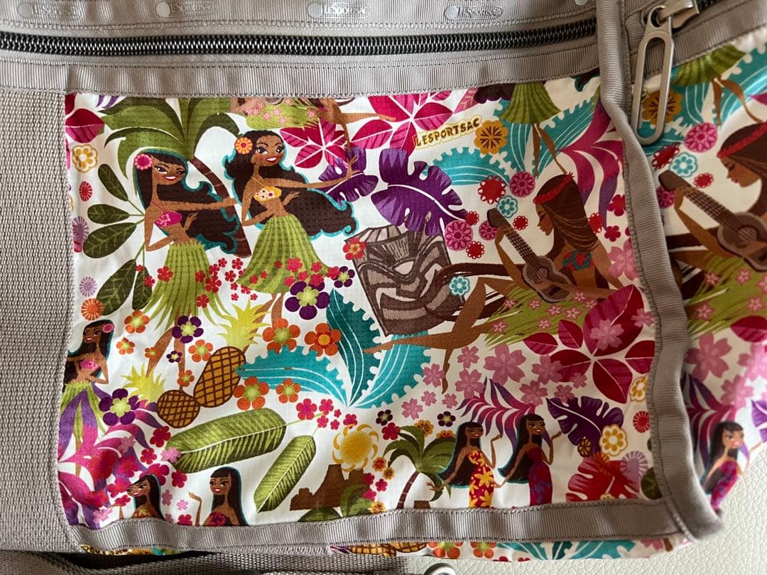 【新品未使用】レスポ　ハワイ限定フラガール　ラージウィークエンダー＆ポーチ