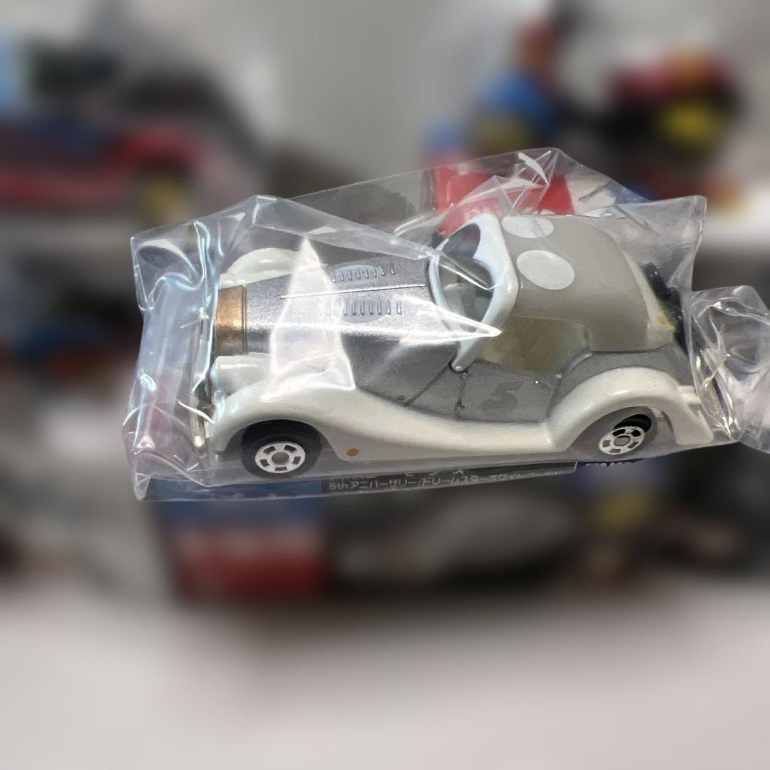 トミカ　5周年の2台＆DMの3台まとめ