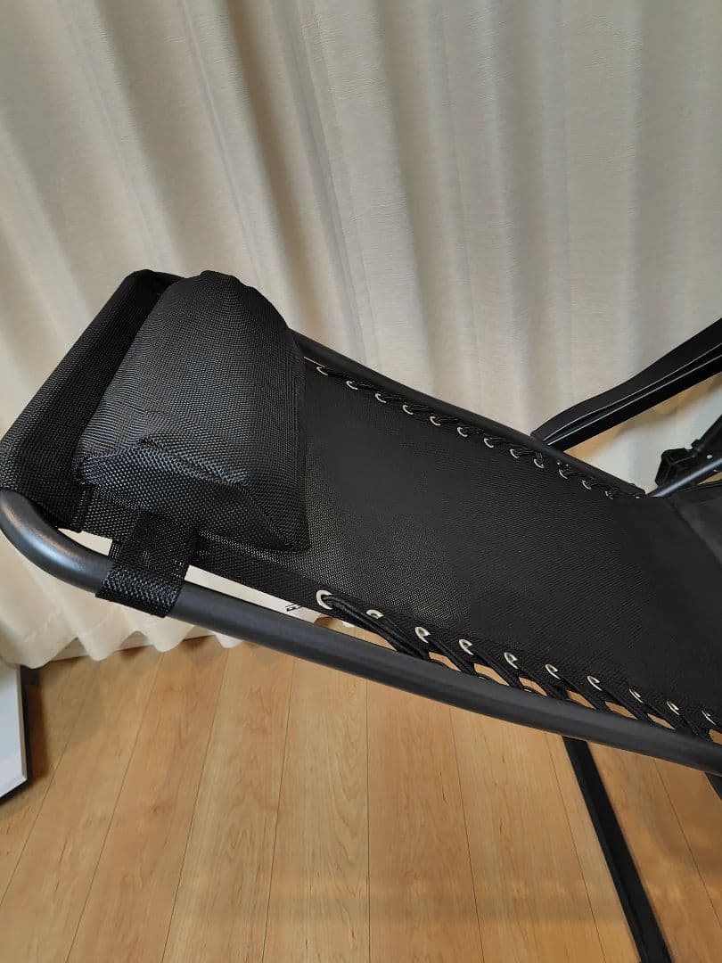 【新品未使用】折りたたみ式 リクライニングチェア (スポンジマット付き)ブラック