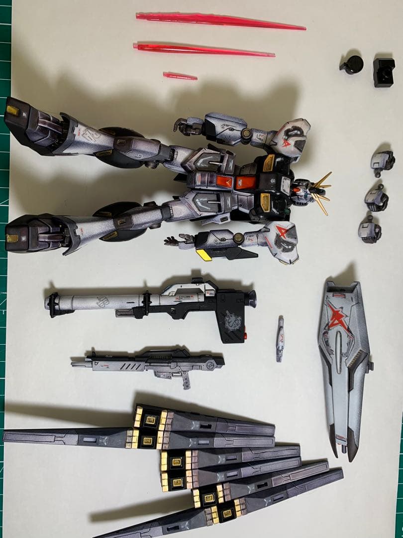 HG νガンダム　全塗装・ディテールアップ仕上げ
