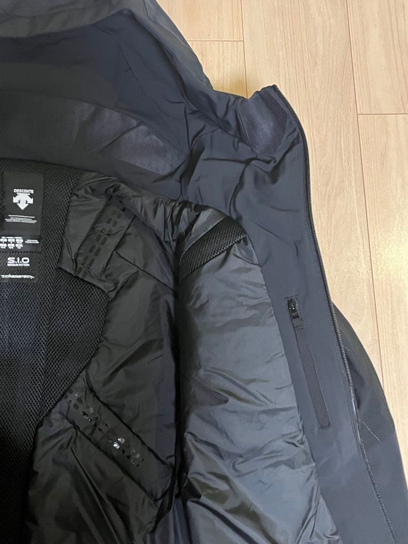 デサントスキーウェア L BLACK 【新品】【タグ付き、希少】