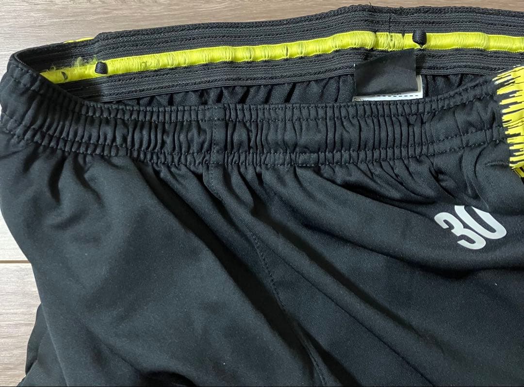 鹿島アントラーズ　トレーニング　パンツ　NIKE　ジャージ　Mサイズ　非売品